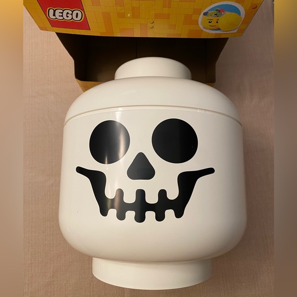 Lego Skeleton Storage Container w/Lid Halloween Spooky Skull-Large -NWT - Picture 2 of 6